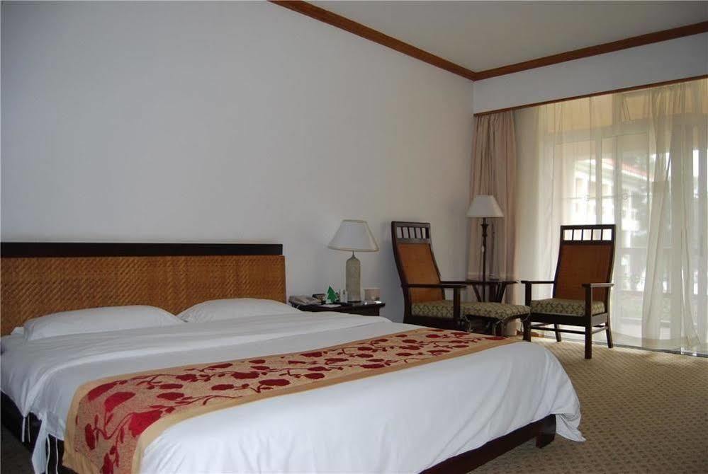 Yunnan Dianchi Garden Resort Hotel & Spa Kunming Eksteriør billede