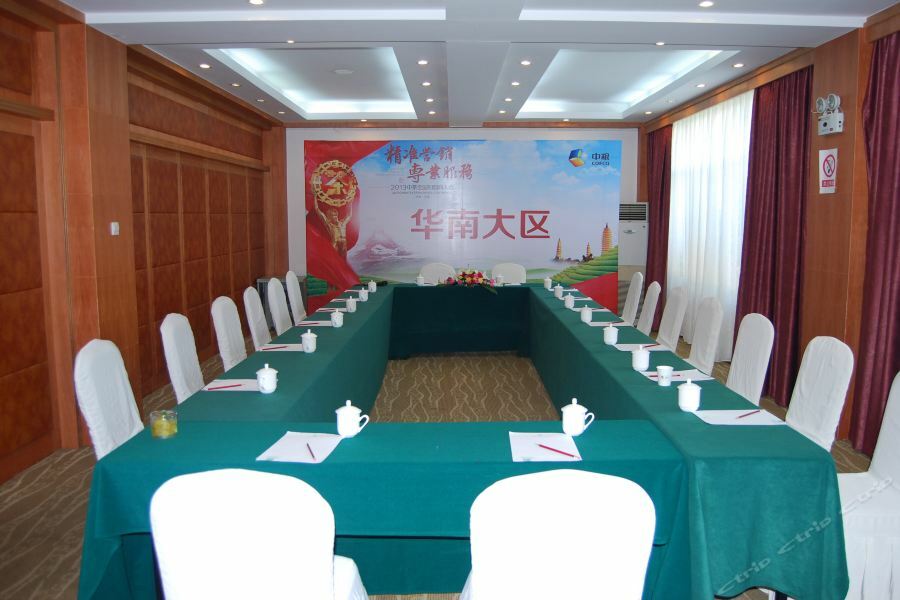 Yunnan Dianchi Garden Resort Hotel & Spa Kunming Eksteriør billede